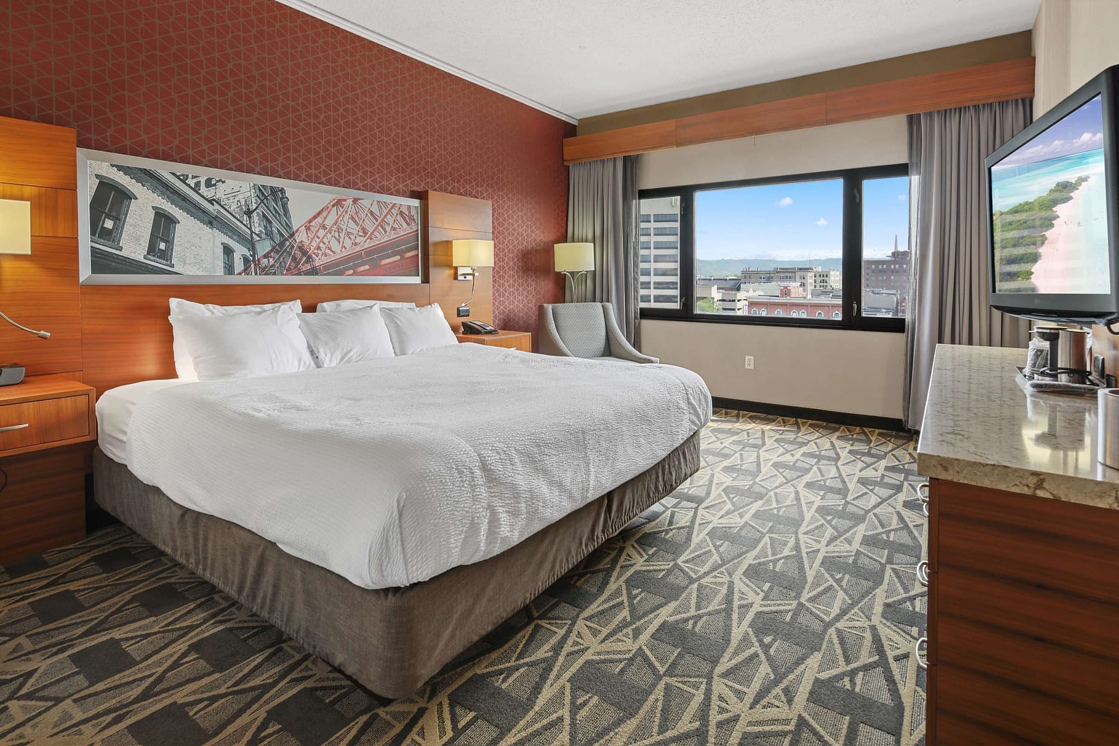 Bedroom view of Radisson Hotel La Crosse