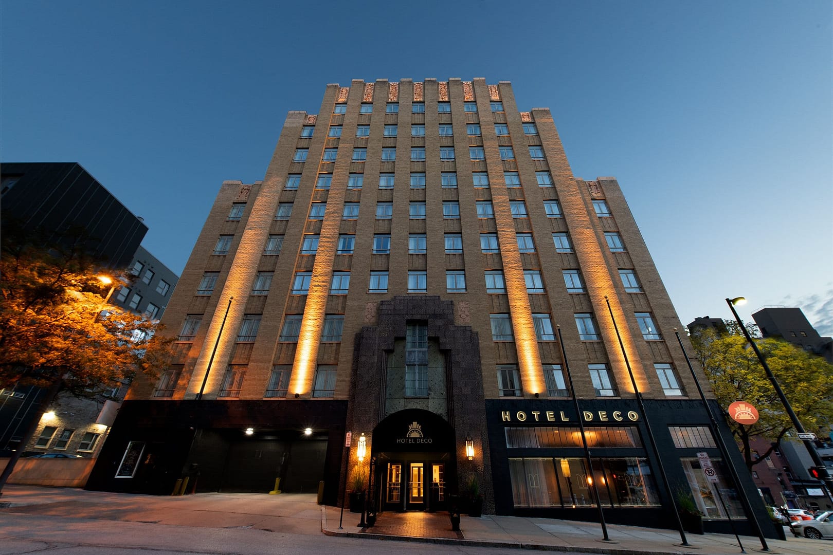 Building view of Hotel Deco