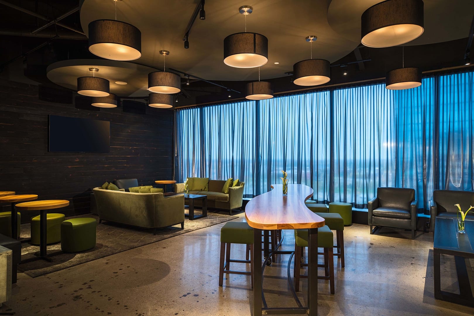 Lounge view of Renaissance Toledo Downtown Hotel