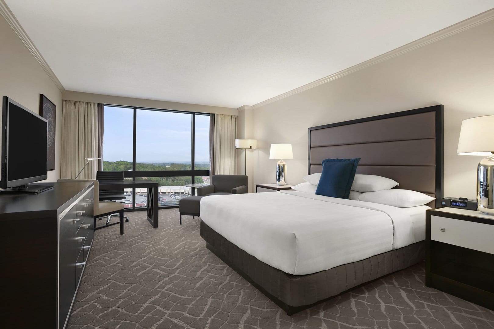 Bedroom view of Hyatt Regency Birmingham-The Wynfrey Hotel