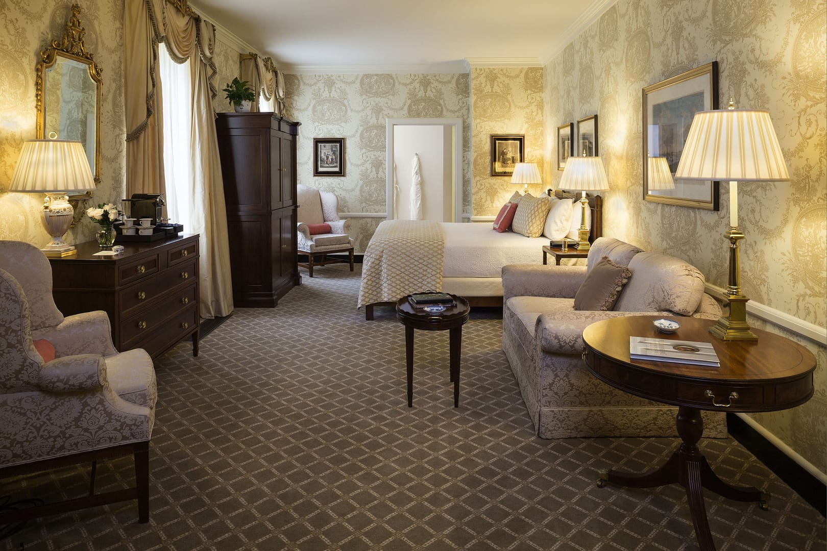 Williamsburg Inn, an Official Colonial Williamsburg Hotel