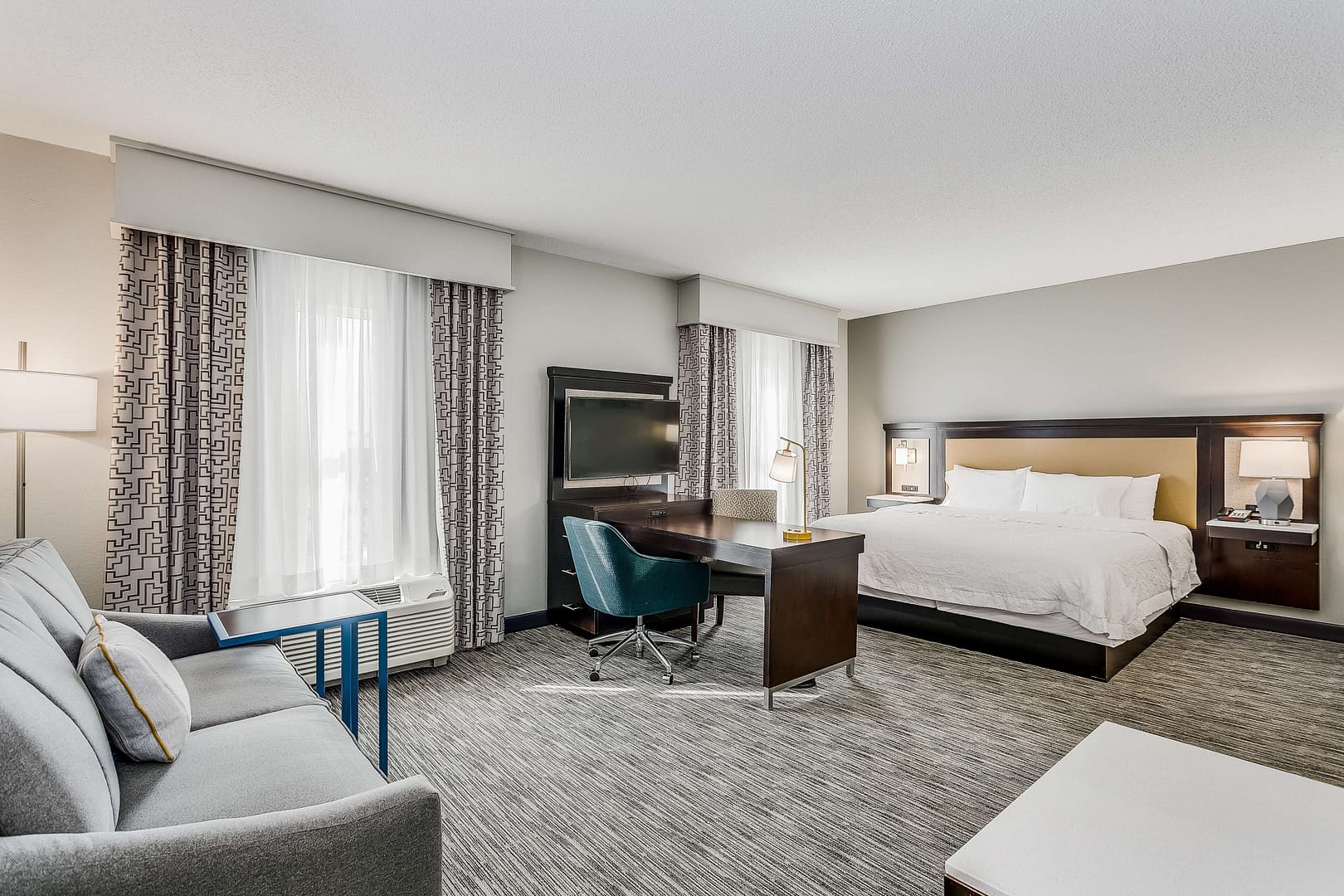 Hampton Inn & Suites Mobile- Downtown Historic District