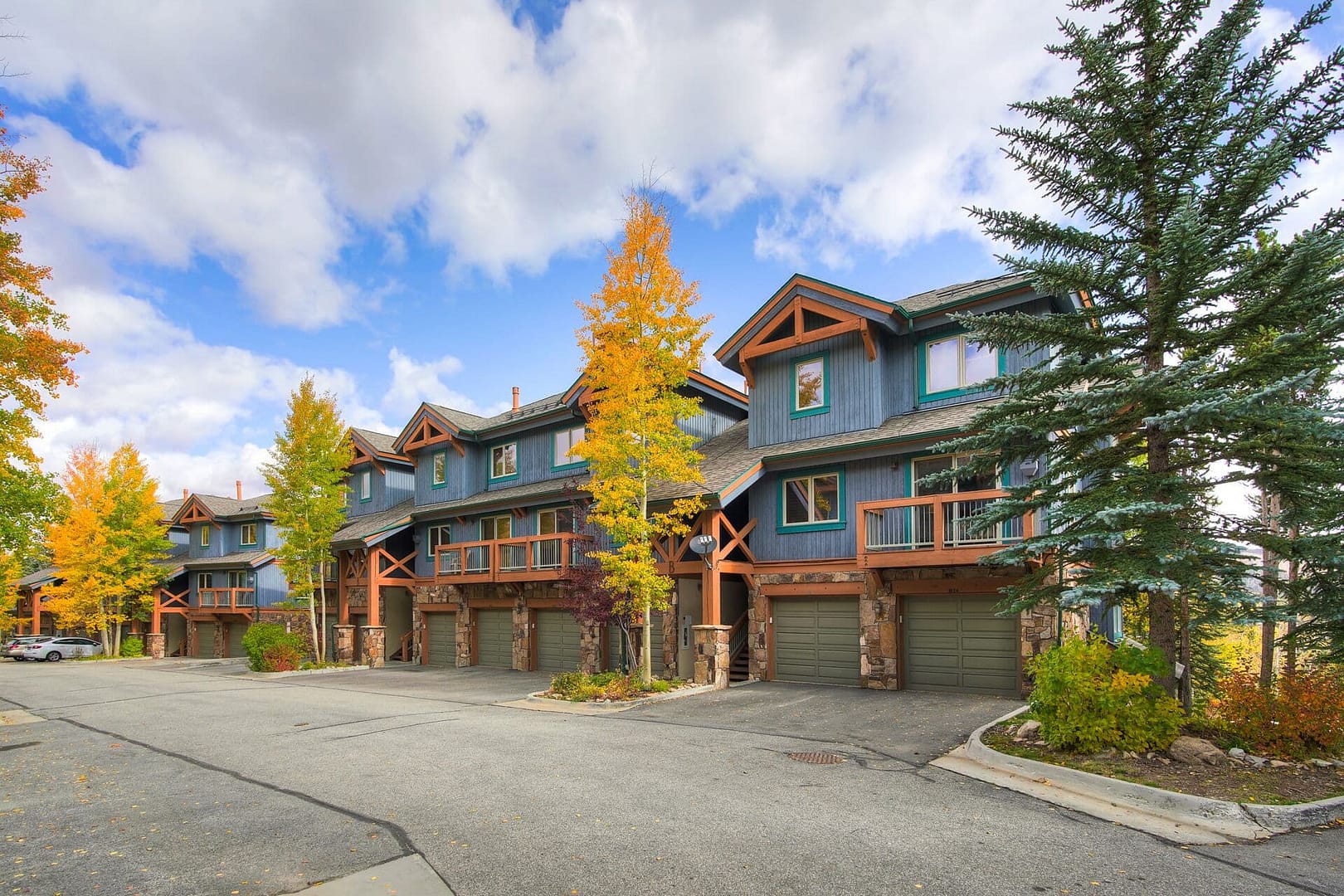 Los Pinos by Breckenridge Resort Managers