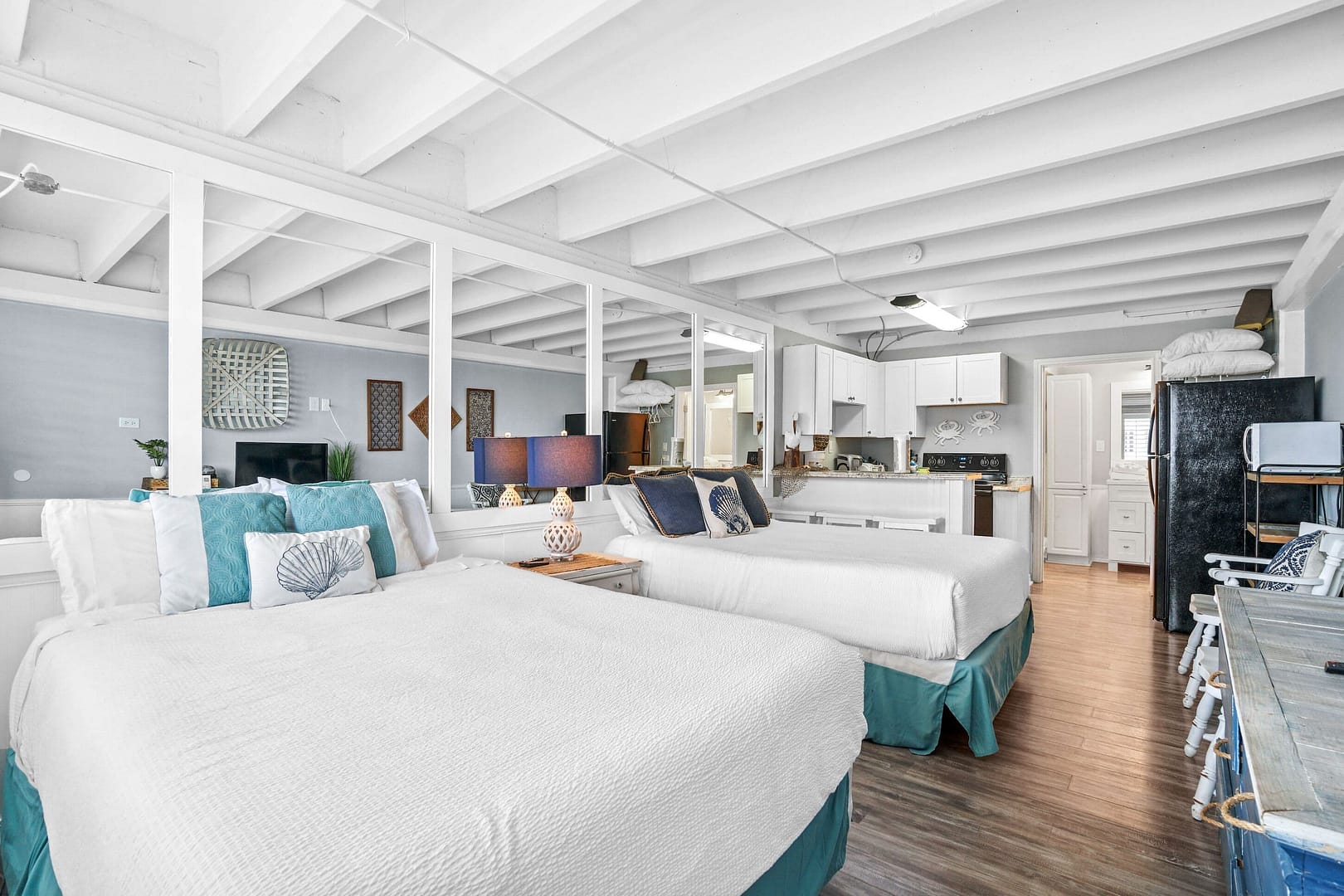 Fontainebleau Terrace