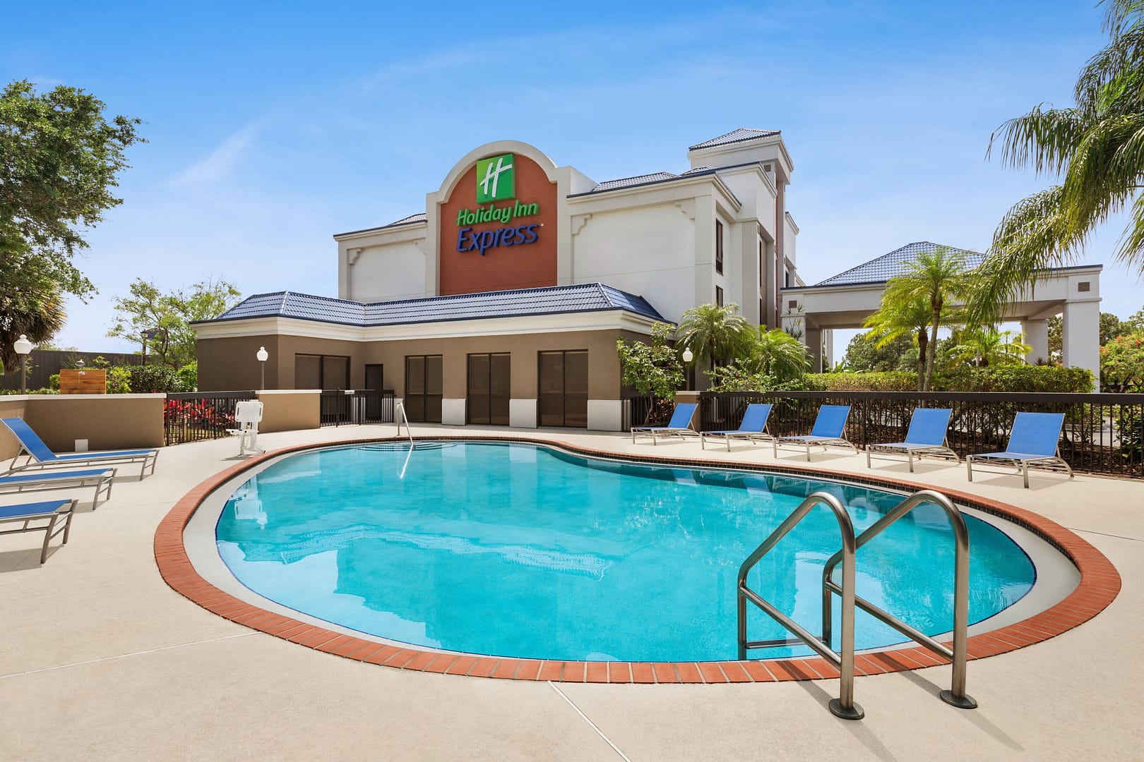 Holiday Inn Express Vero Beach-West I-95 by IHG
