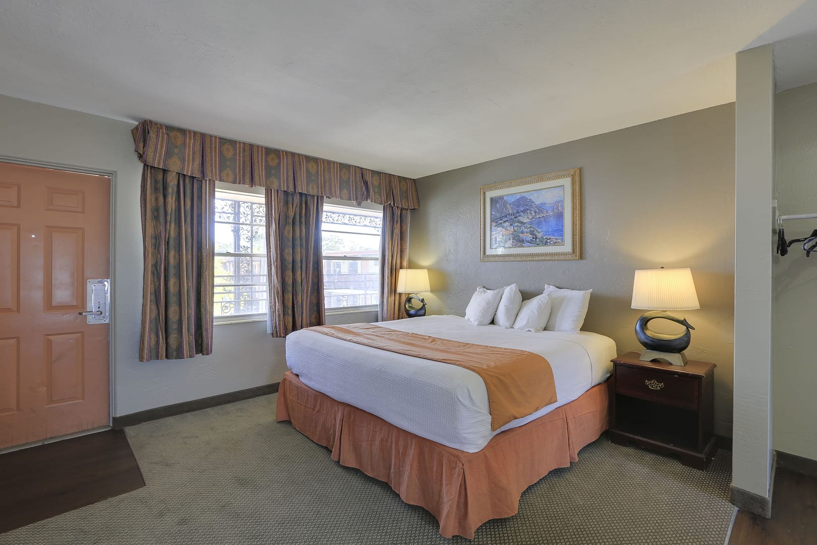 Econo Lodge St Petersburg Central