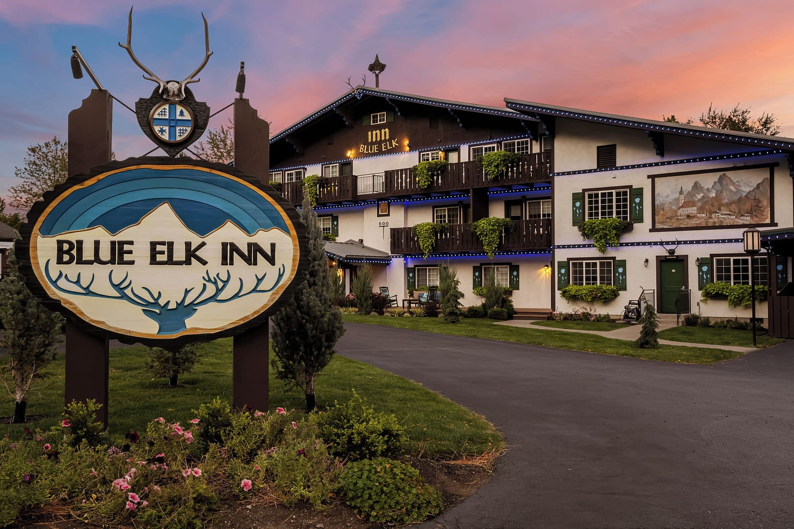 Blue Elk Inn