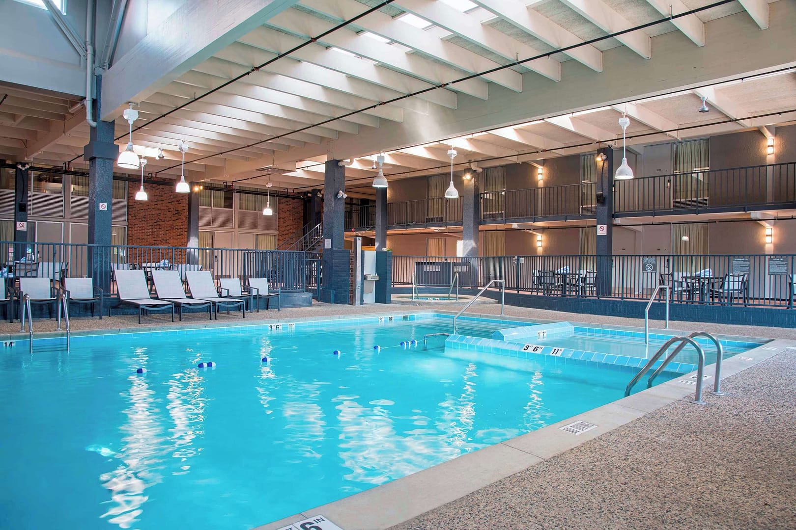Sonesta Hotel Grand Rapids Airport