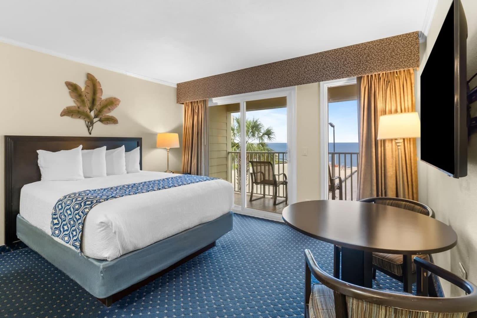 Sailport Waterfront Suites