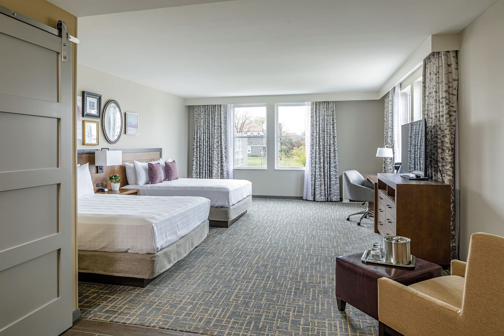 Hotel Madison & Shenandoah Conference Center