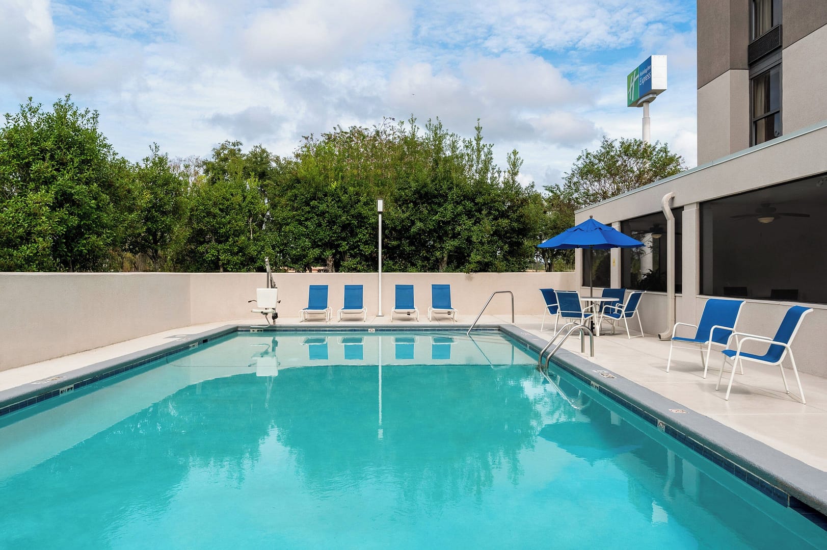 Holiday Inn Express Tallahassee - I-10 E By IHG