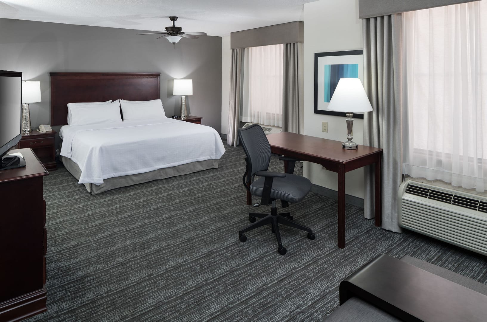 Bedroom view of Homewood Suites by Hilton Huntsville-Village of Providence