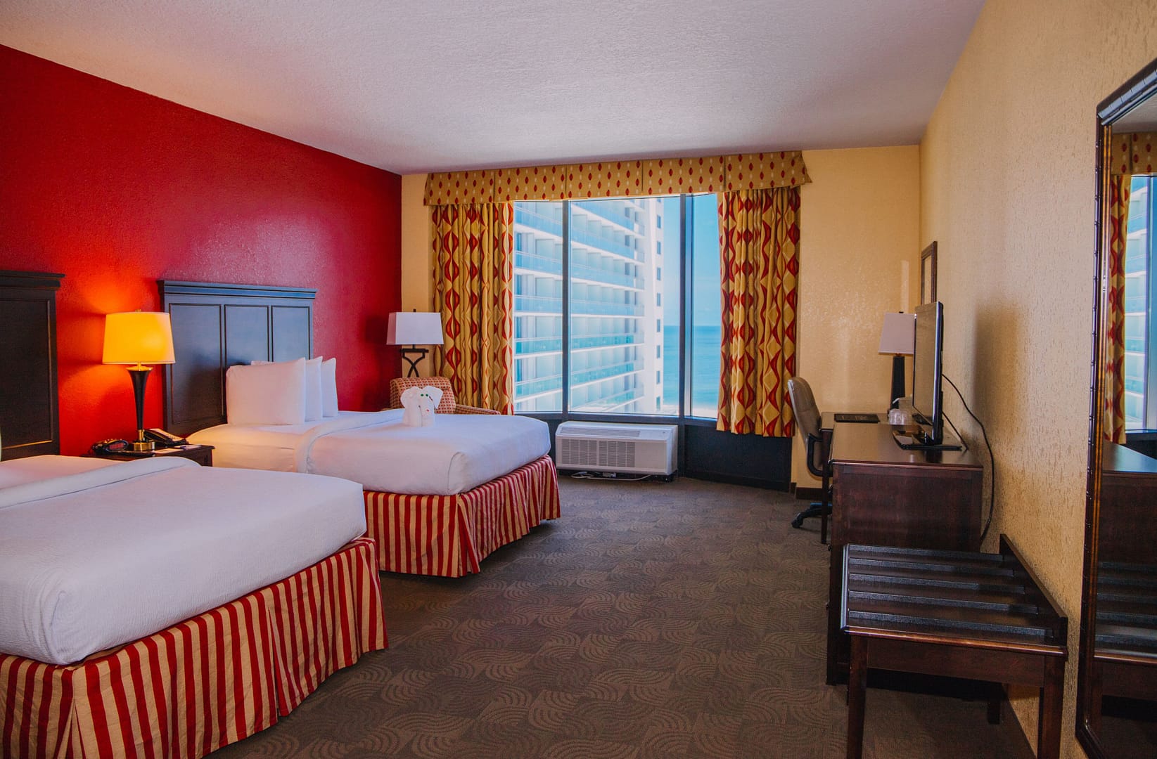 Pier House 60 Clearwater Beach Marina Hotel