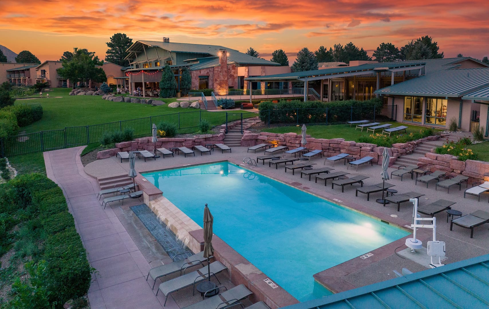 Garden of the Gods Resort and Club