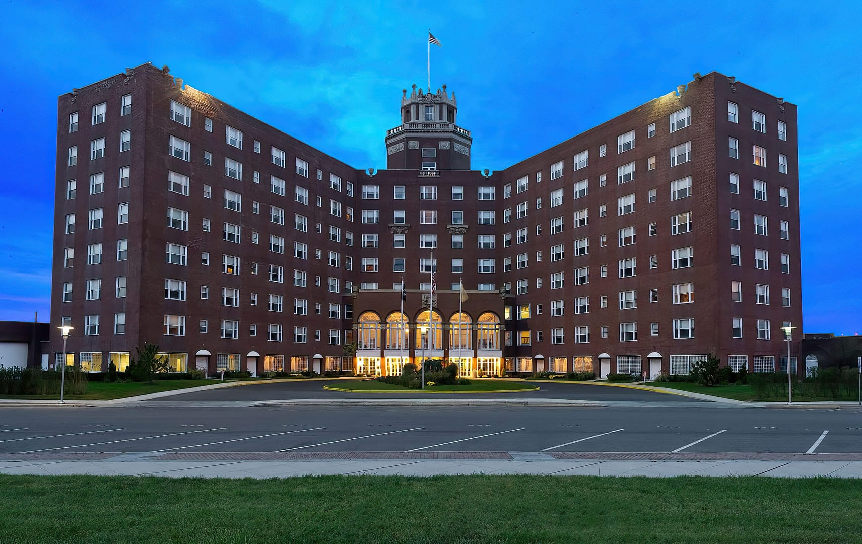 Building view of Berkeley Oceanfront Hotel
