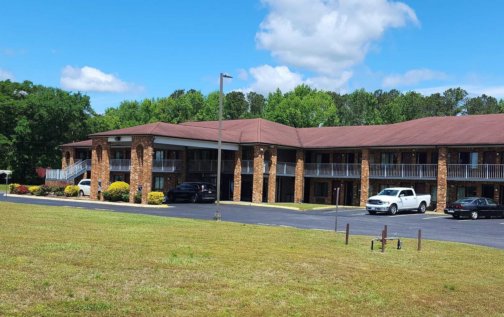 Building view of American Inn Chesapeake - Portsmouth