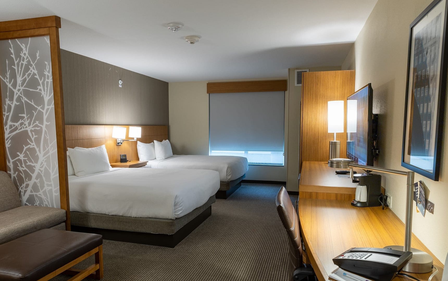 Bedroom view of Hyatt Place West Des Moines Jordan Creek