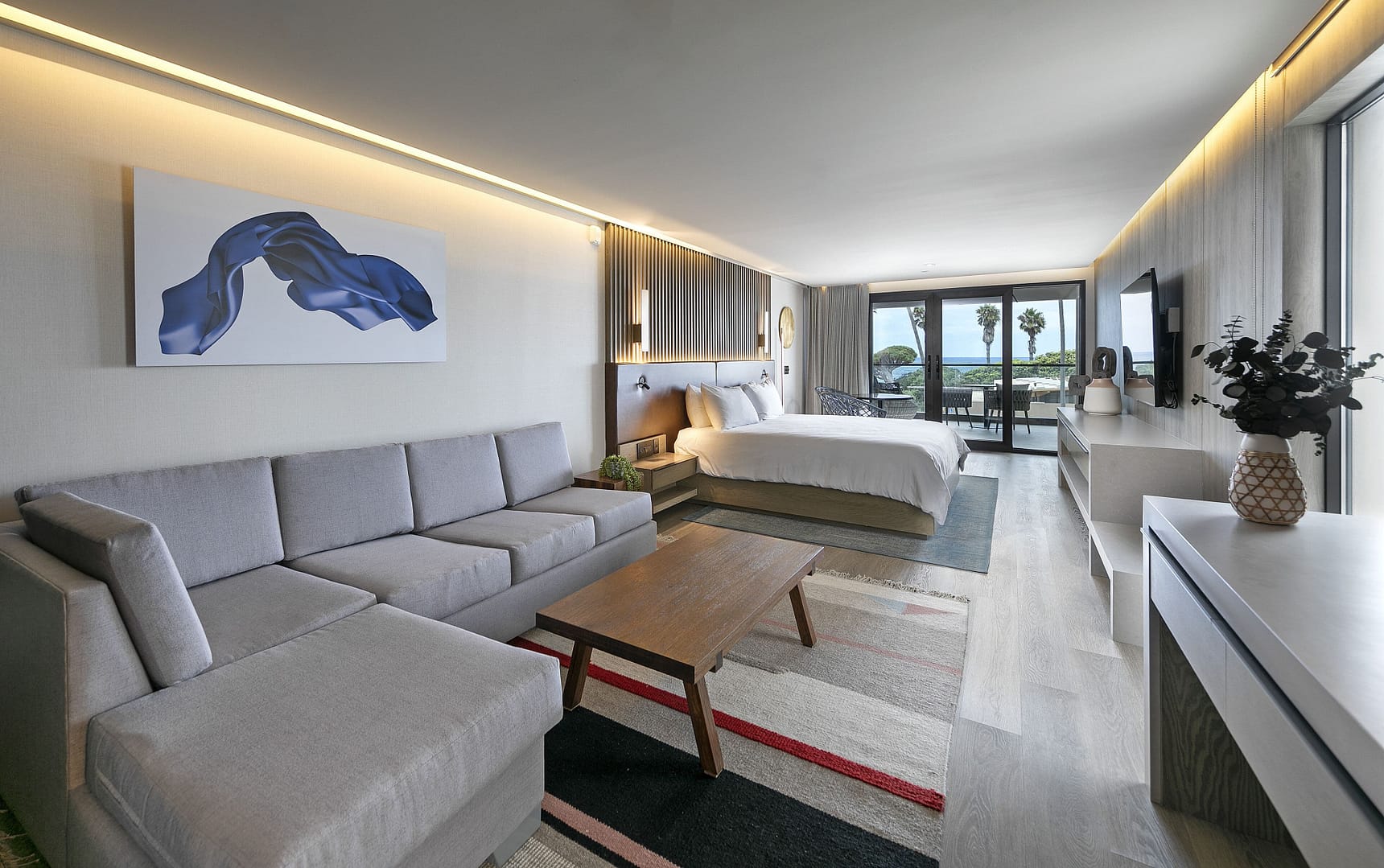 La Jolla Cove Suites