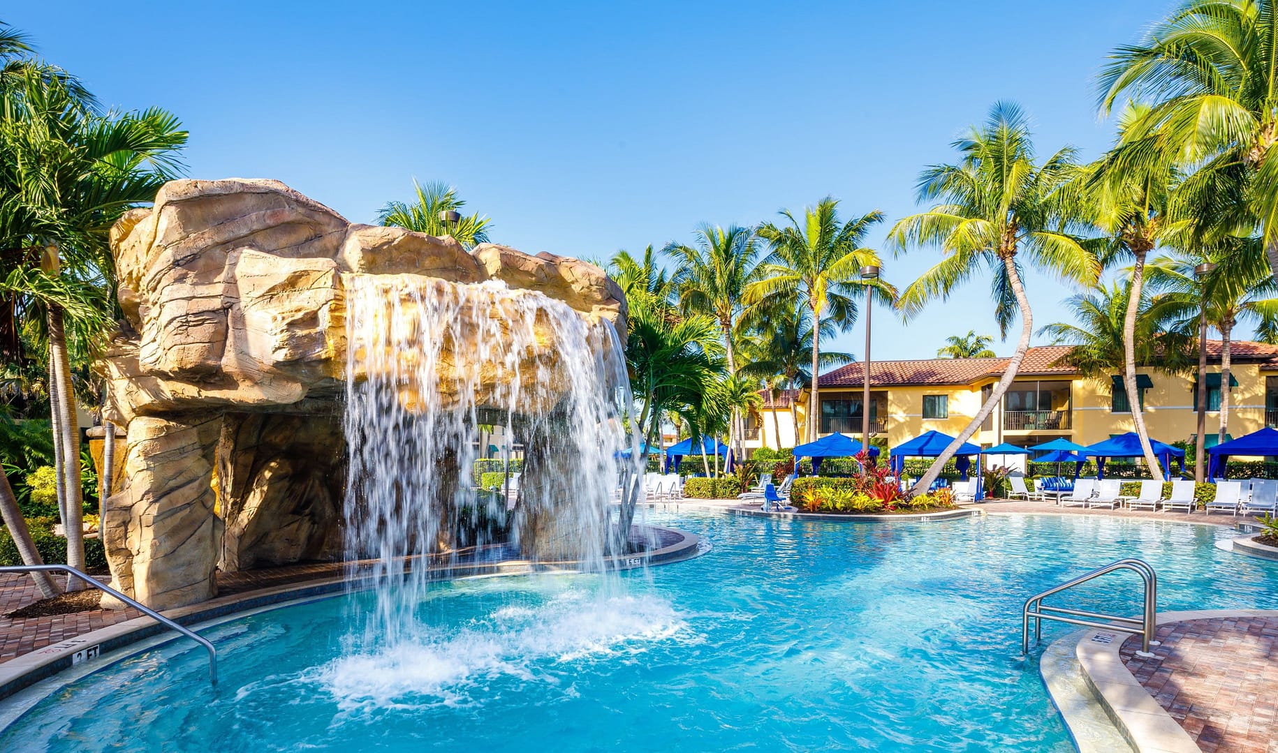 Naples Bay Resort & Marina