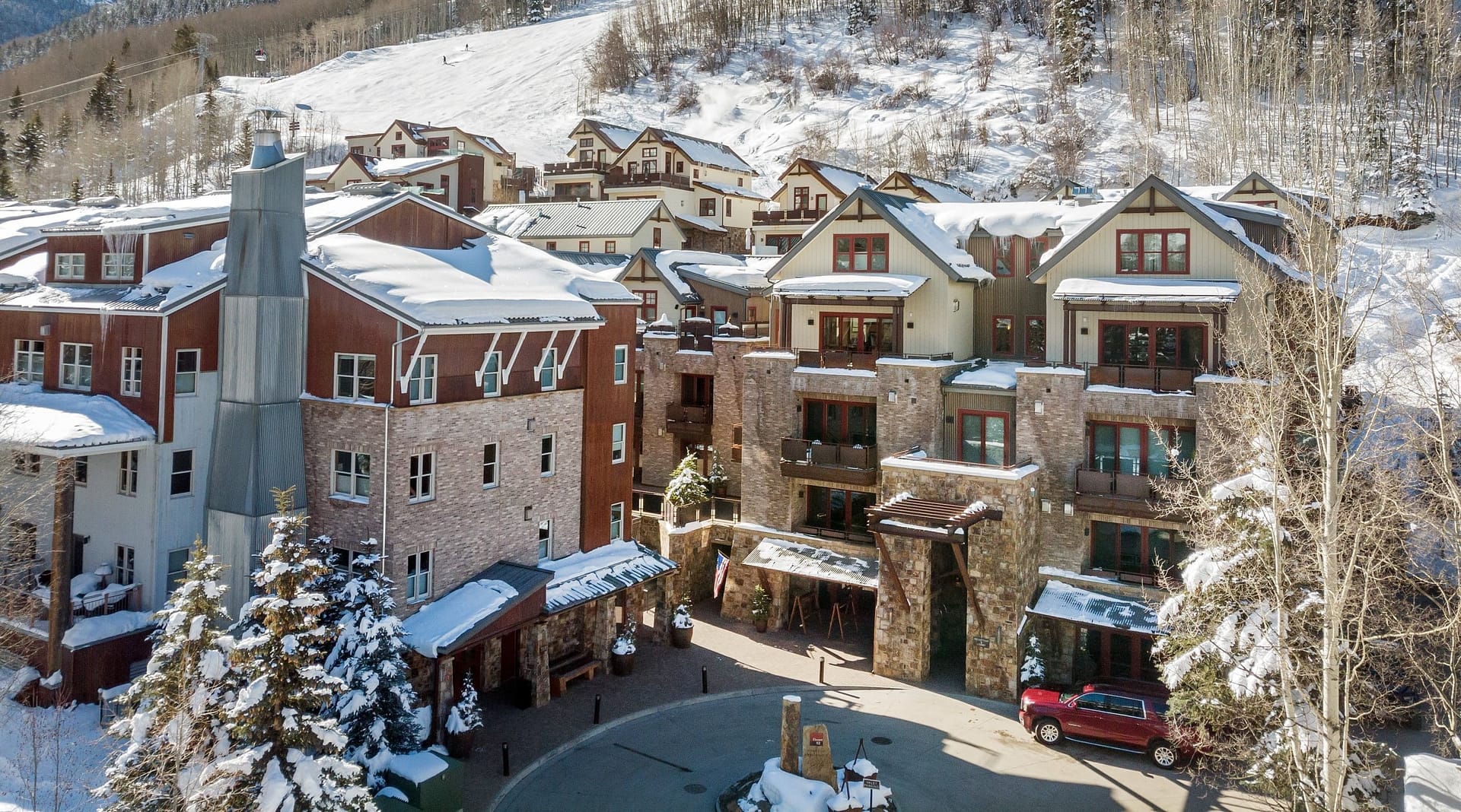 Element 52, Auberge Collection