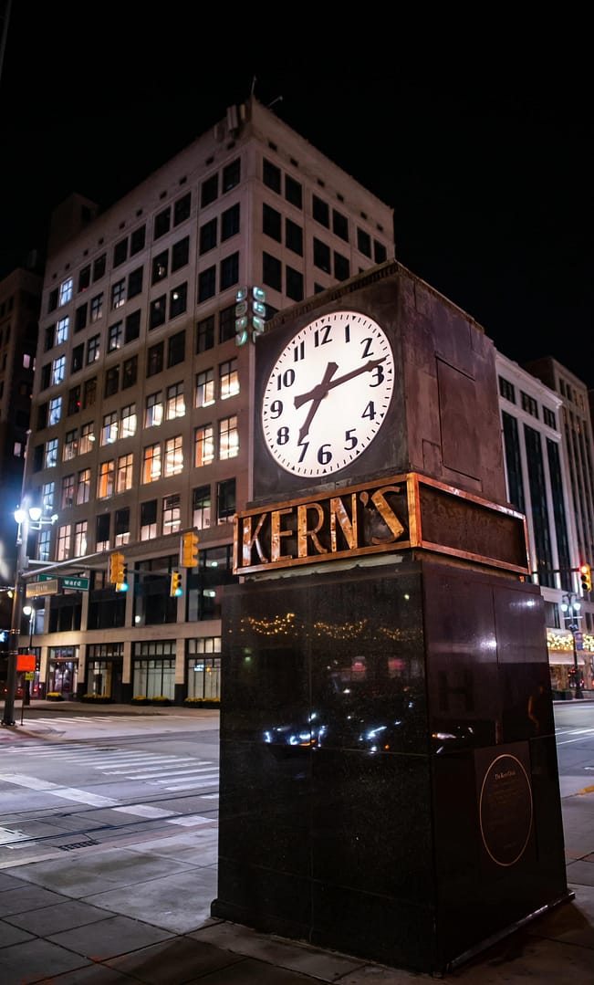 Kern's Clock Detroit