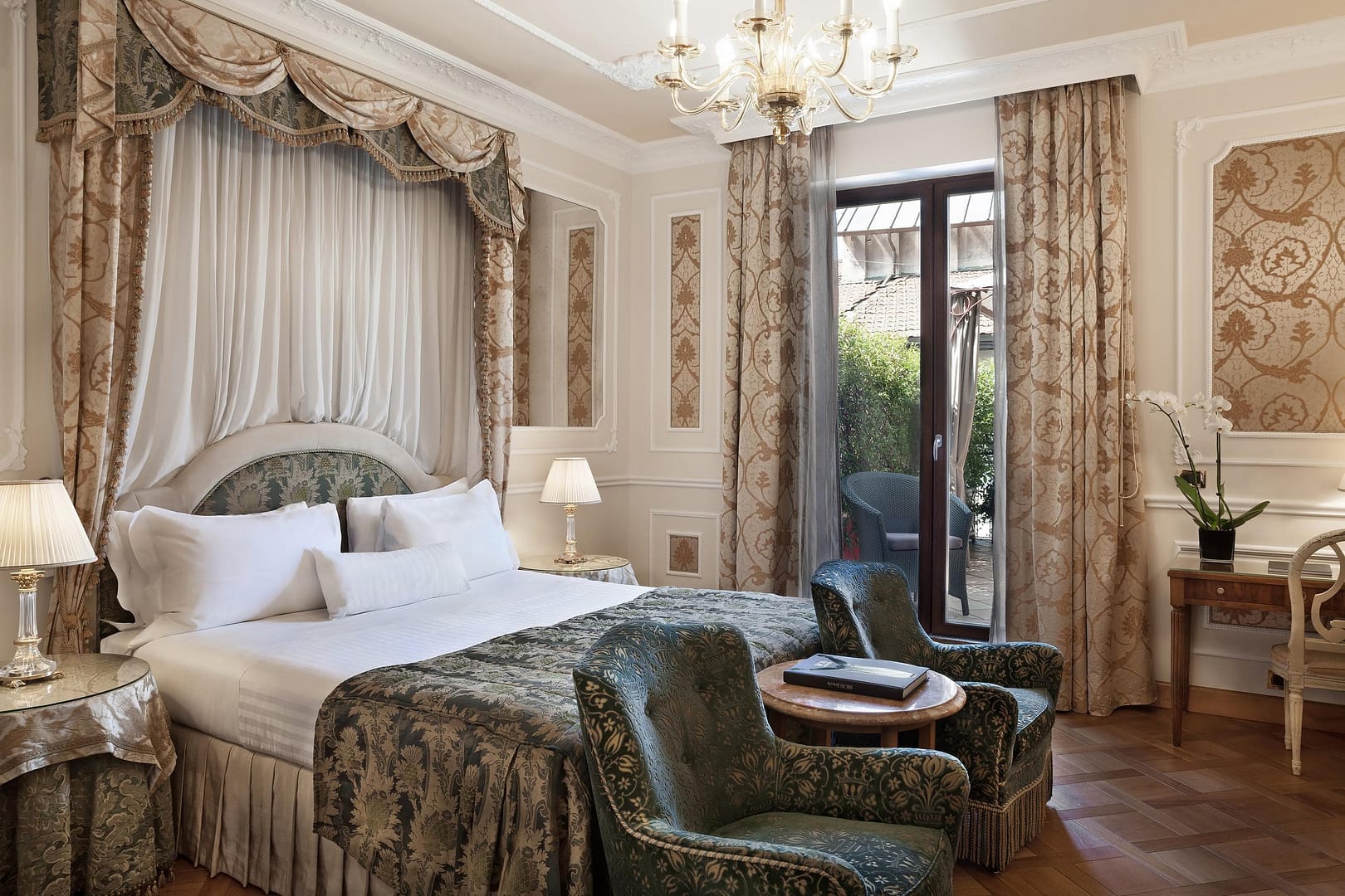 The Carlton Milan