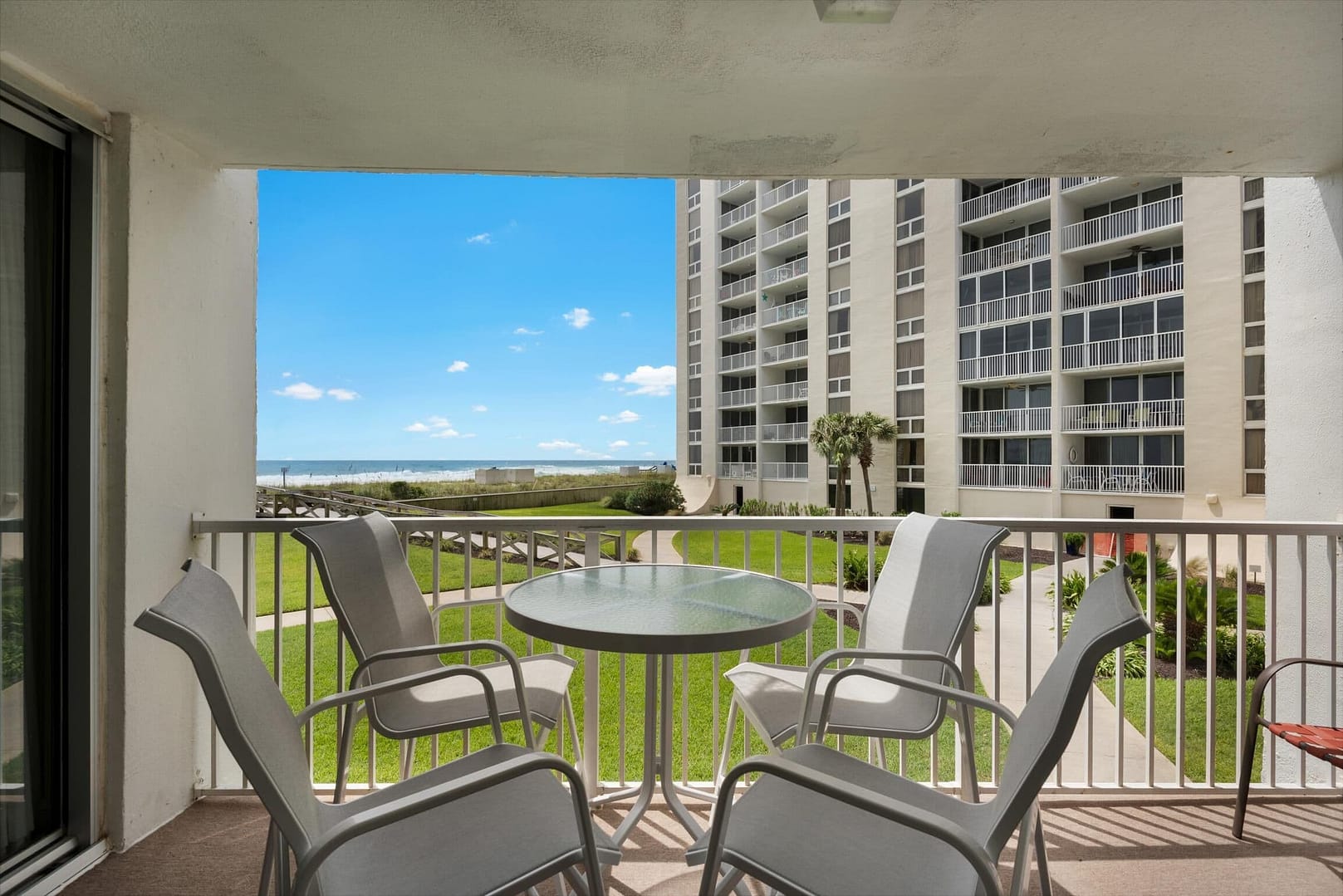 Shoreline Towers by Dale E. Peterson Vacations