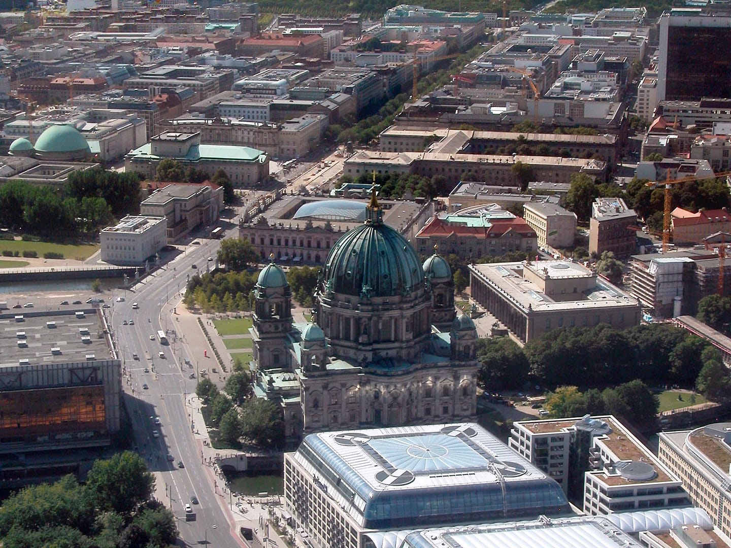 Unter den Linden, Berlin