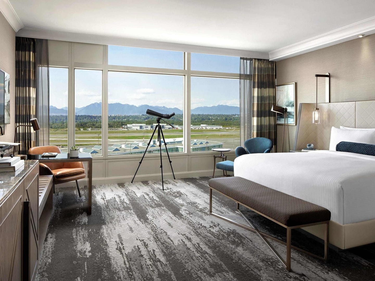 Fairmont Vancouver Airport