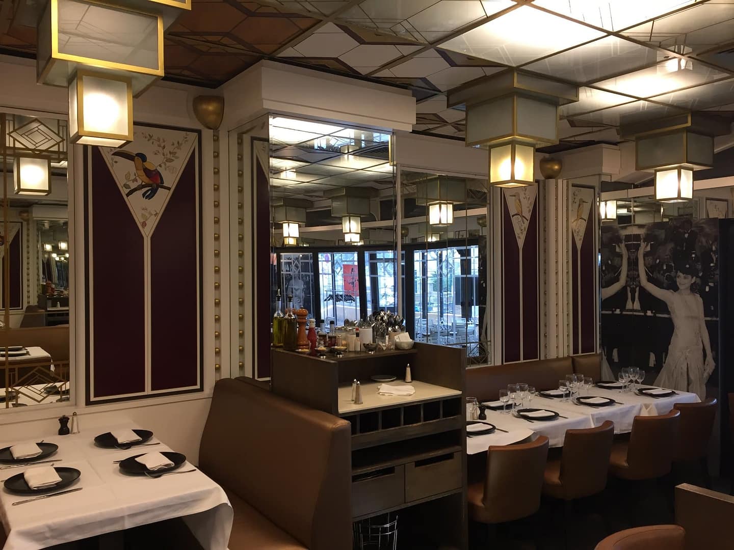 Le Caveau 30, Cannes