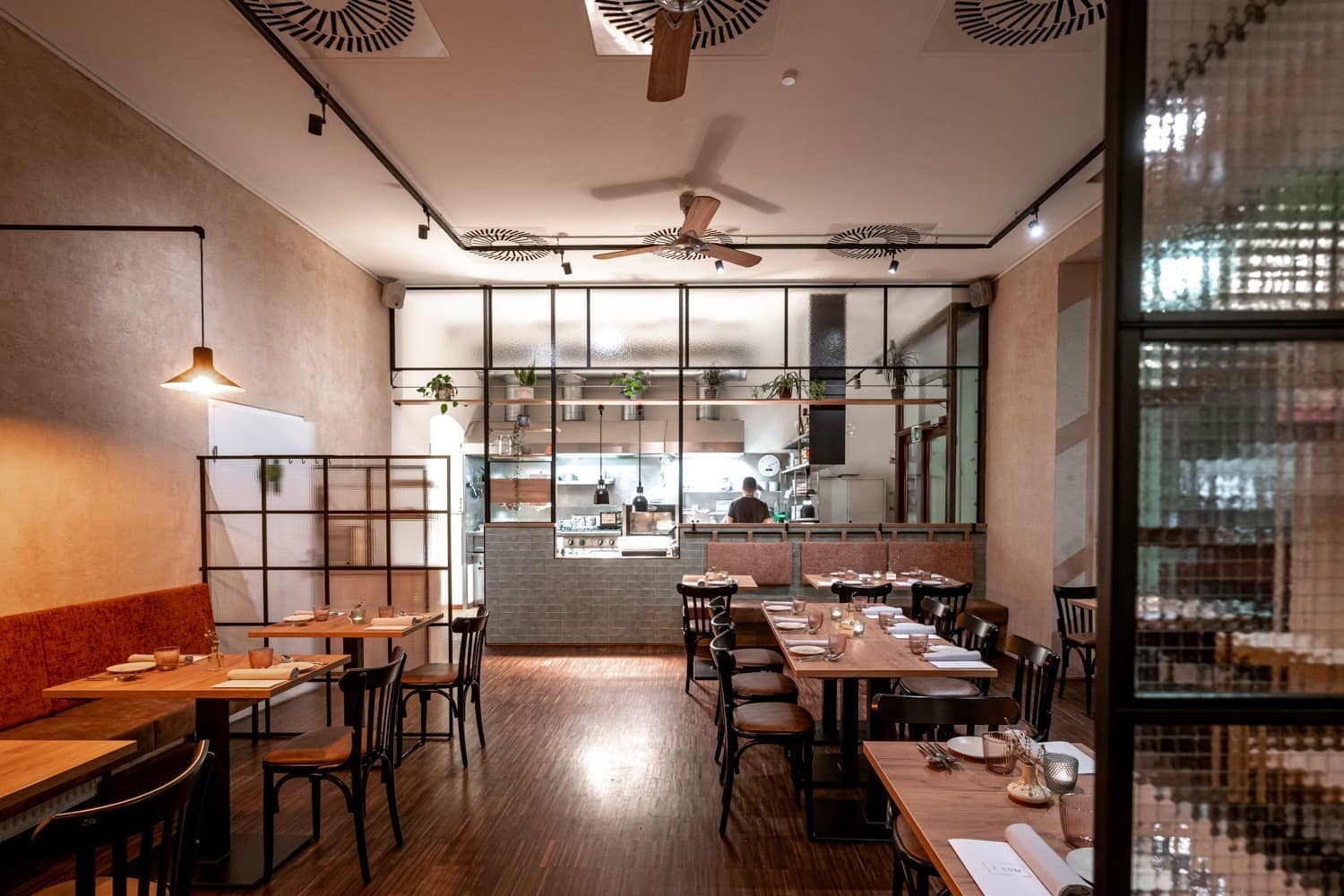 Z'Som Restaurant, Vienna