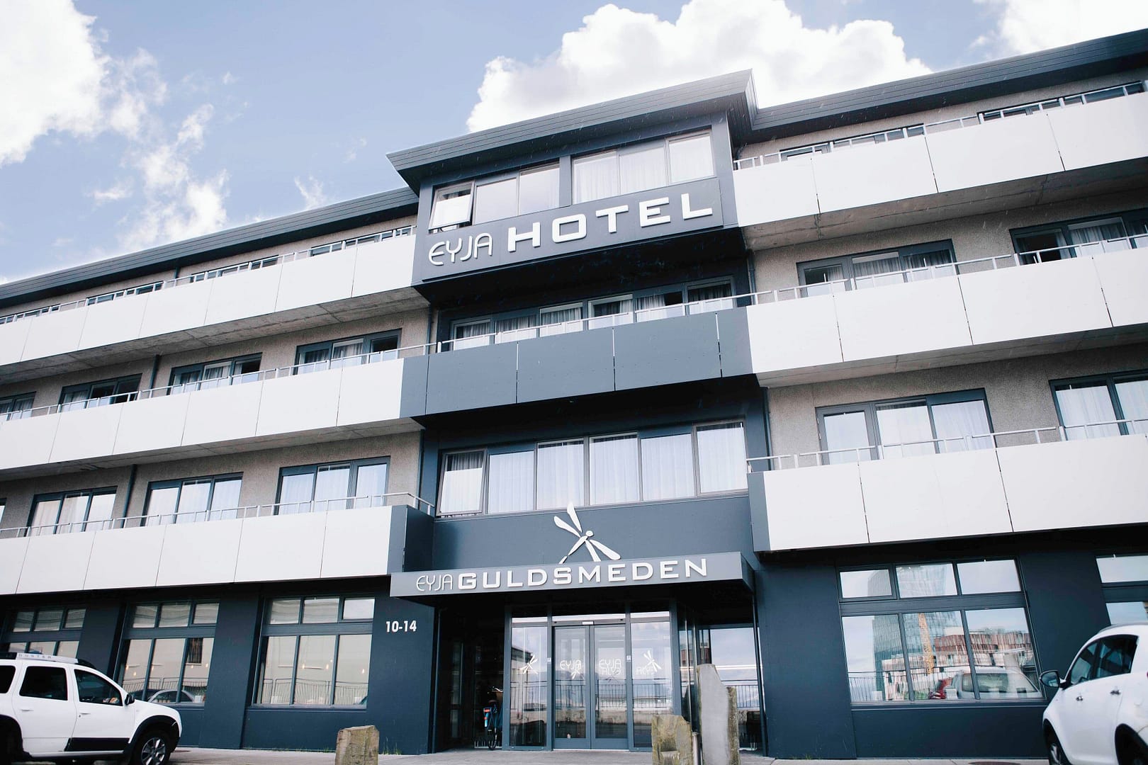 Eyja Guldsmeden Hotel