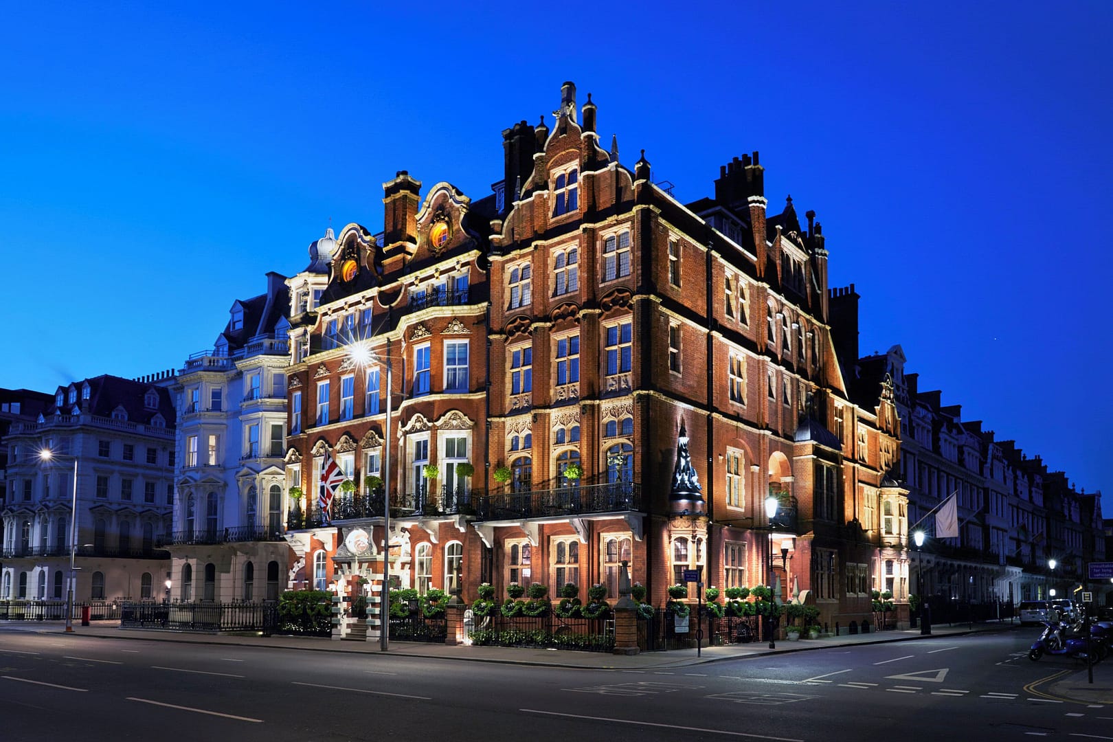 The Milestone Hotel & Residences